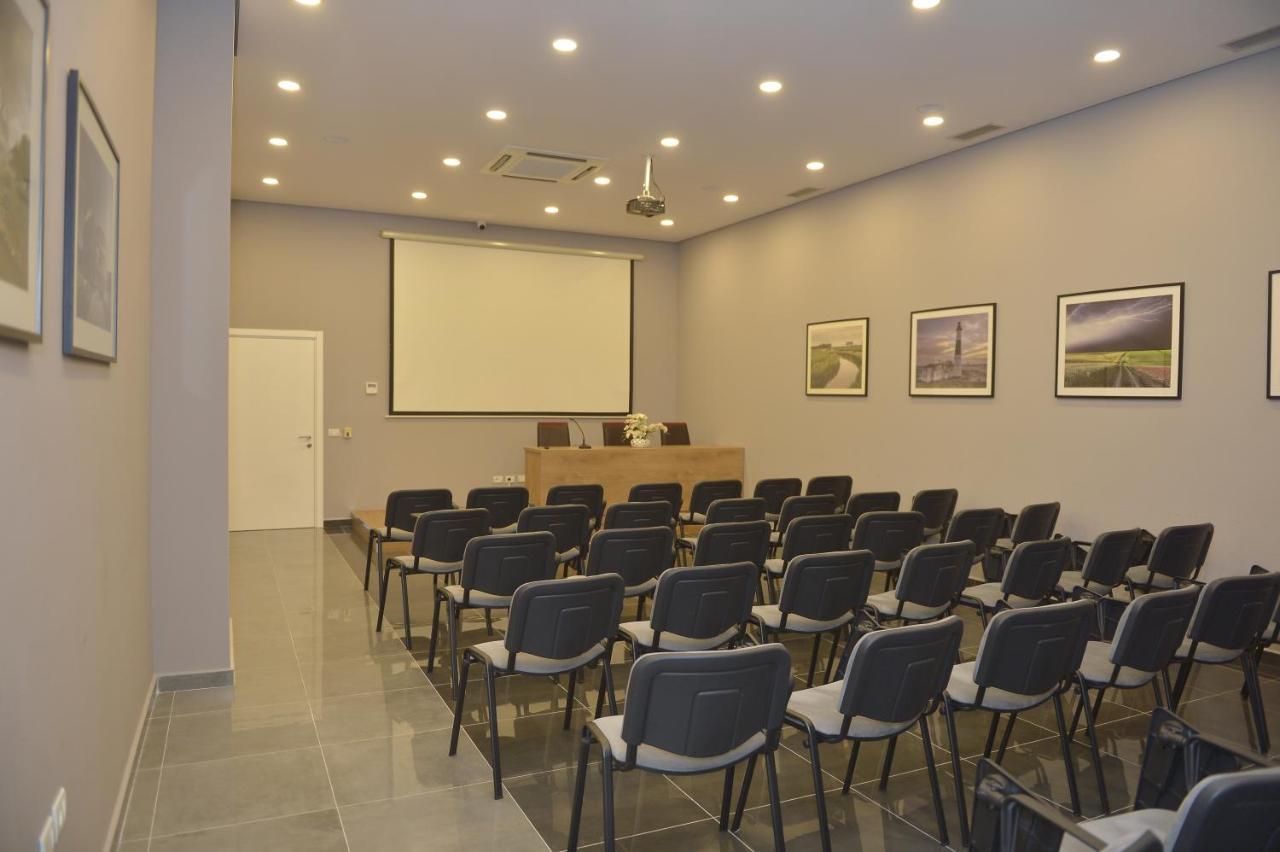 Twin Towers Hotel City & Beach Resort Shëngjin Esterno foto