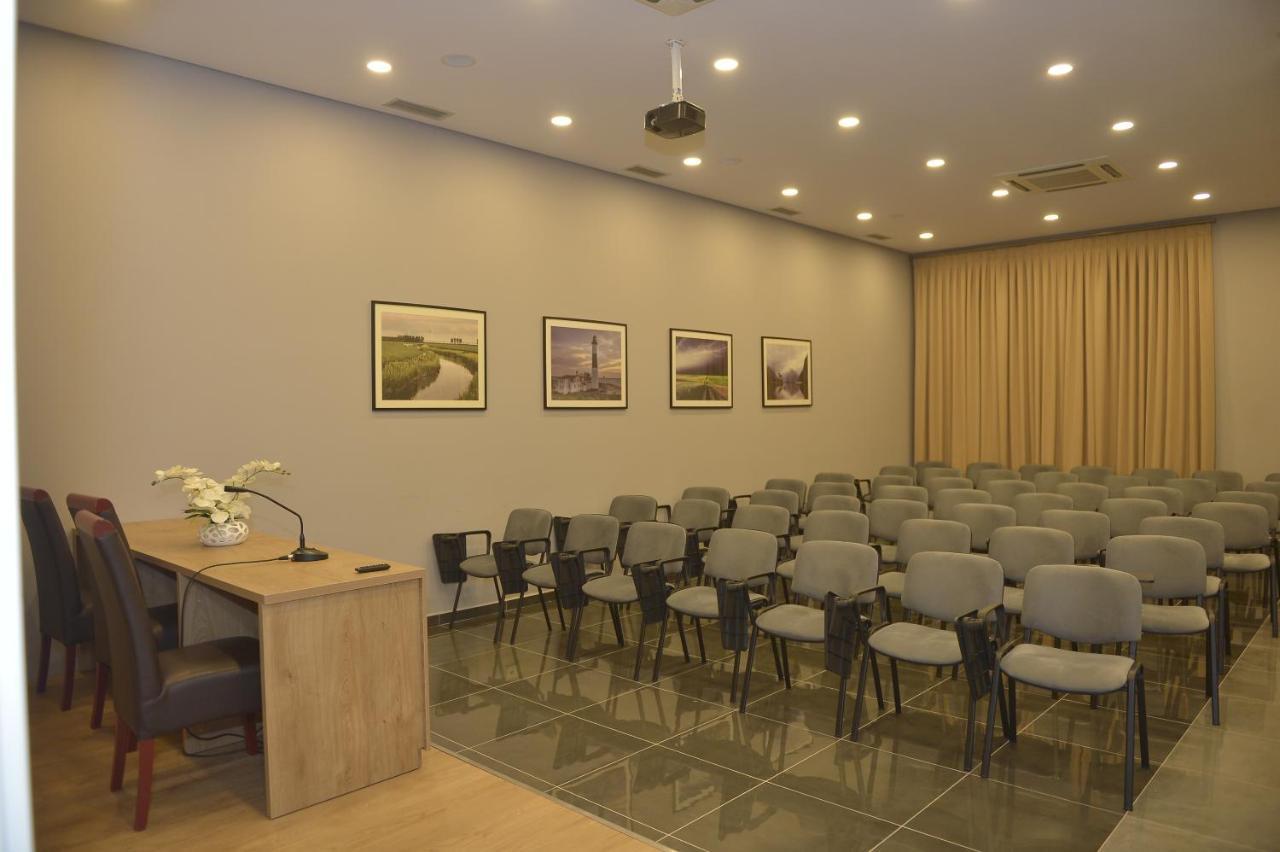 Twin Towers Hotel City & Beach Resort Shëngjin Esterno foto