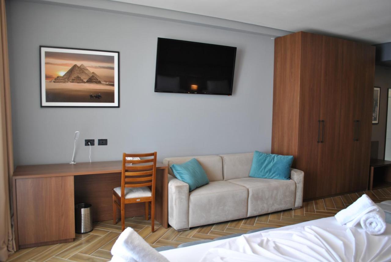 Twin Towers Hotel City & Beach Resort Shëngjin Esterno foto