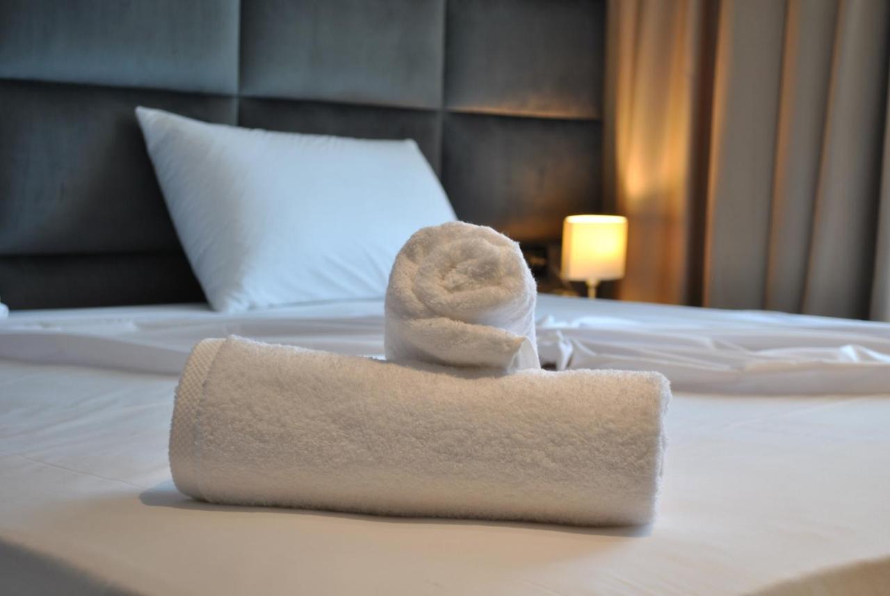 Twin Towers Hotel City & Beach Resort Shëngjin Esterno foto