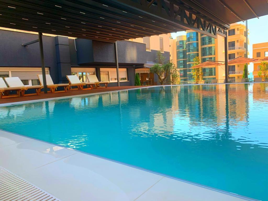 Twin Towers Hotel City & Beach Resort Shëngjin Esterno foto