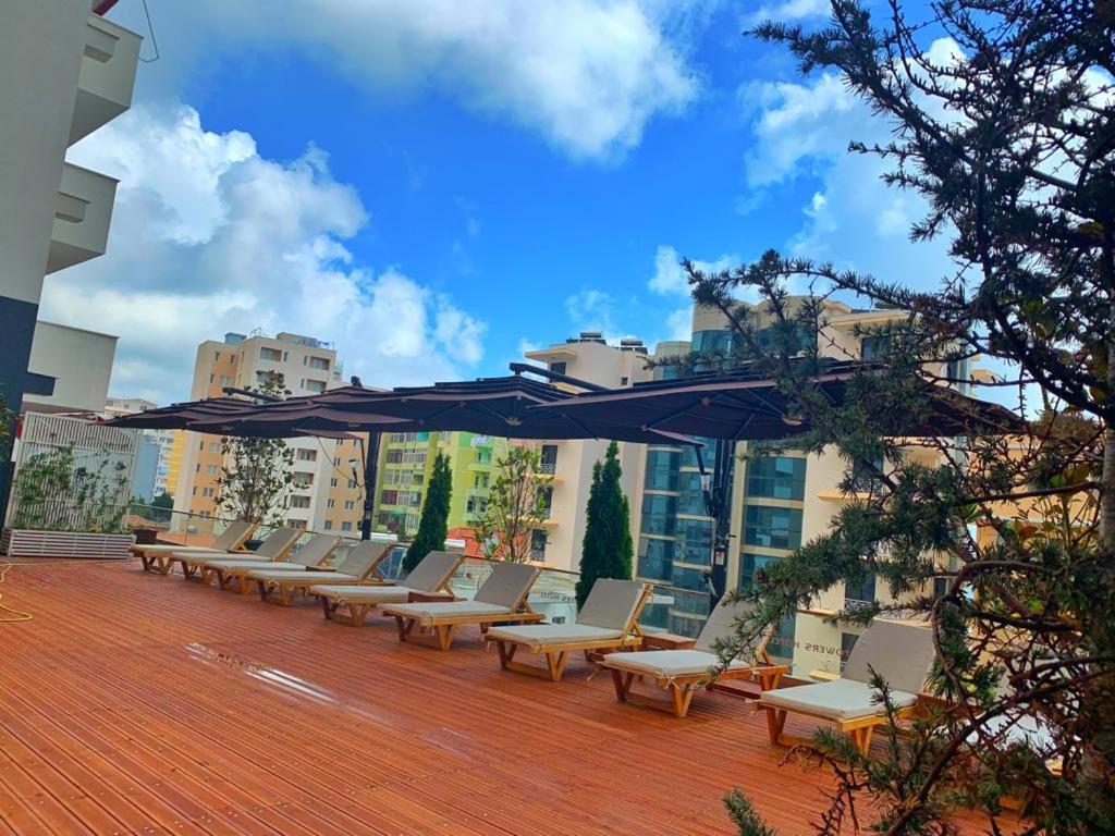 Twin Towers Hotel City & Beach Resort Shëngjin Esterno foto