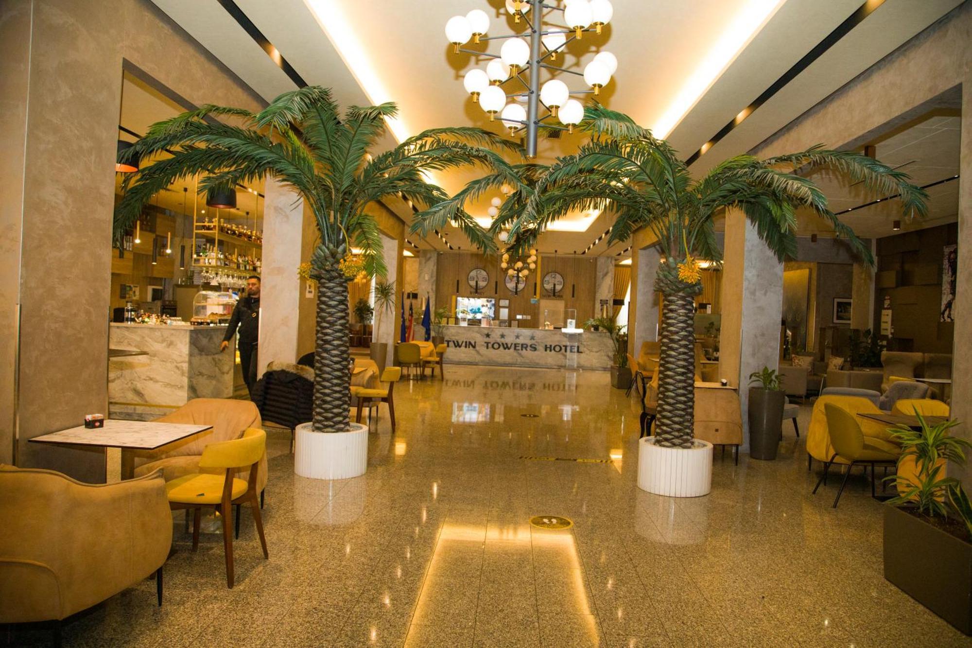 Twin Towers Hotel City & Beach Resort Shëngjin Esterno foto