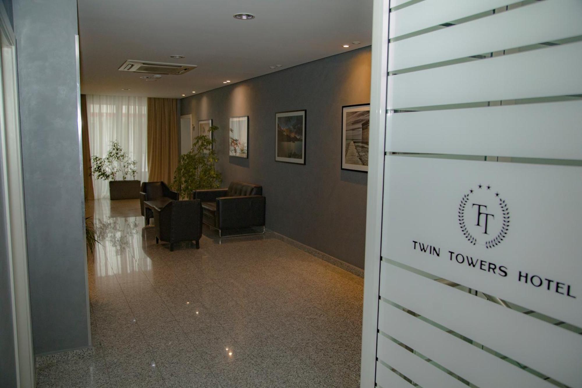 Twin Towers Hotel City & Beach Resort Shëngjin Esterno foto