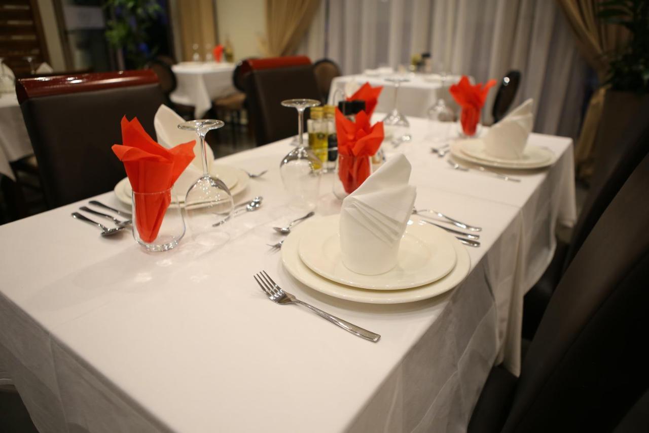 Twin Towers Hotel City & Beach Resort Shëngjin Esterno foto